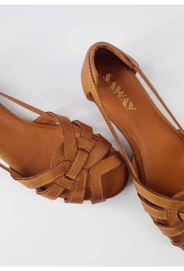 Brązowe ażurowe baleriny Nicole