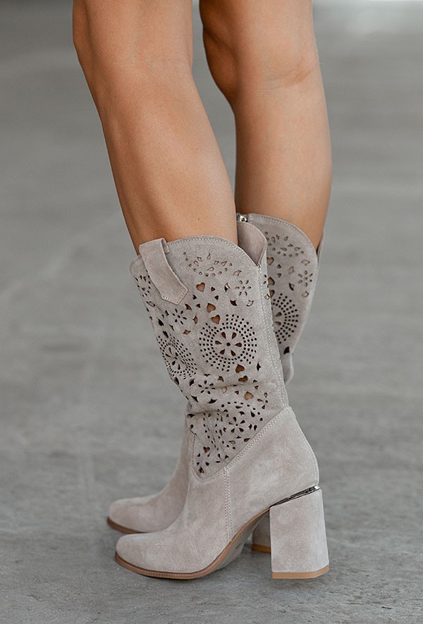 Beżowe kowbojki Crema