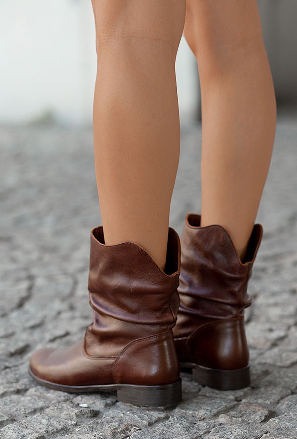 Zamszowe botki Giovana cappuccino