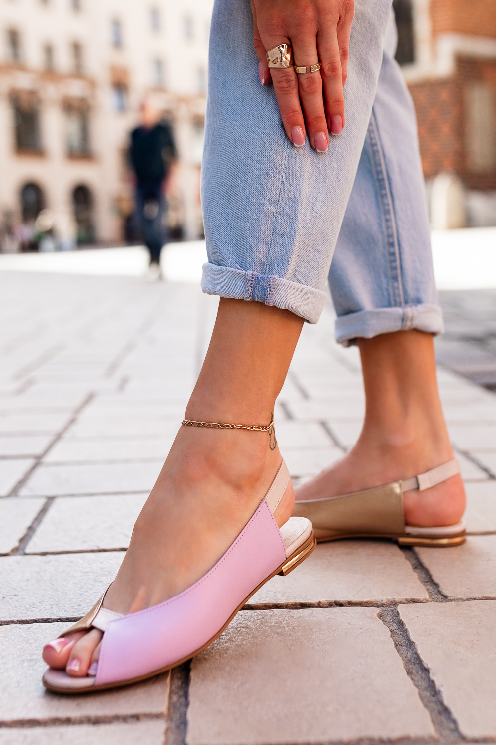 Złote baleriny Opela