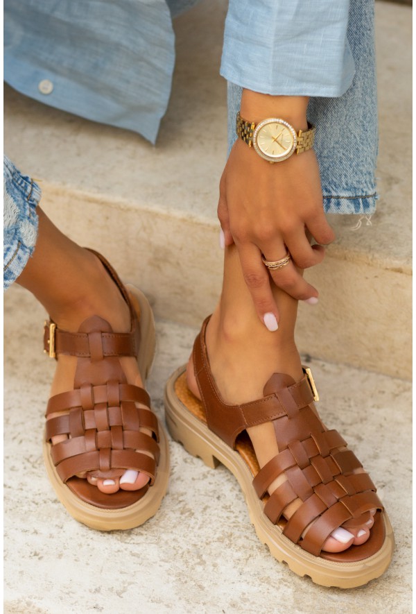 Komfortowe brązowe sandały Esta