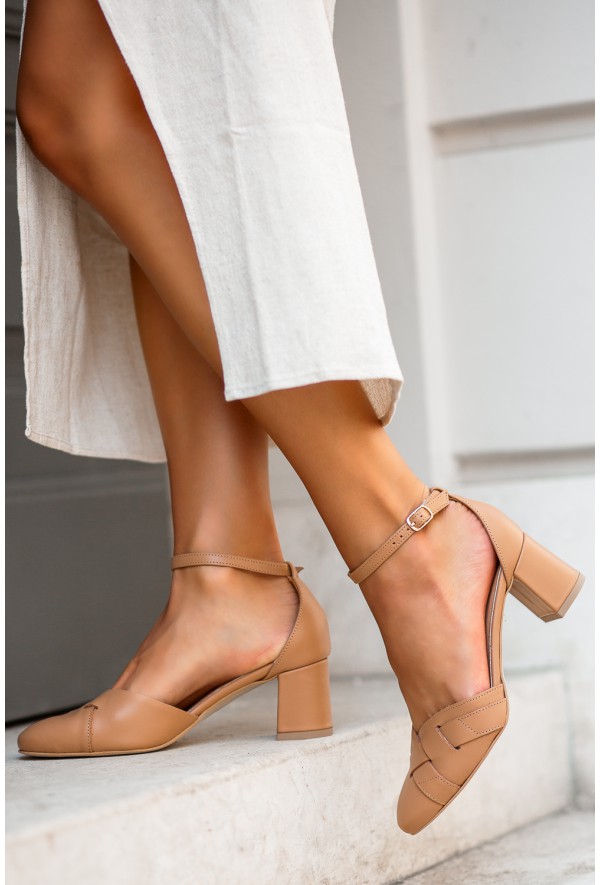 Czółenka Imani jasny brąz