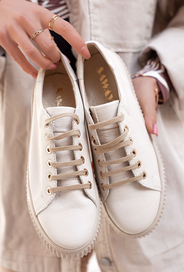 Beżowe trampki Giallo