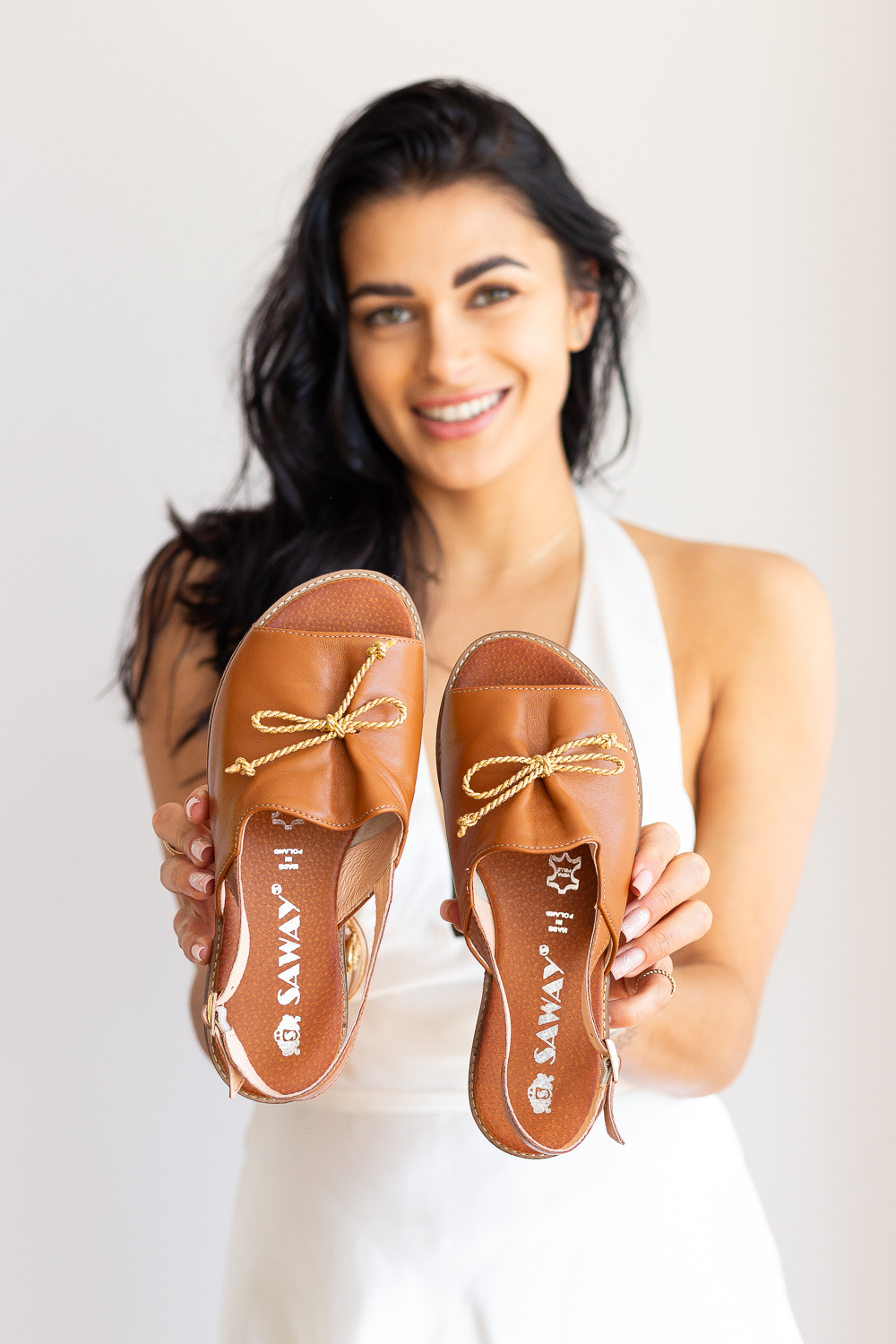 Czarne sandały Aiza