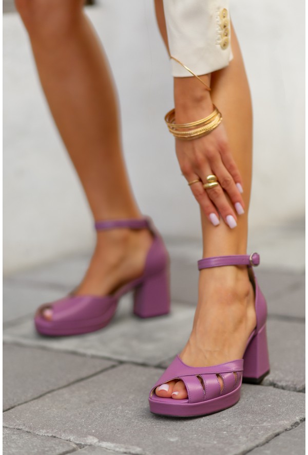 Sandały na platformie Venus camel