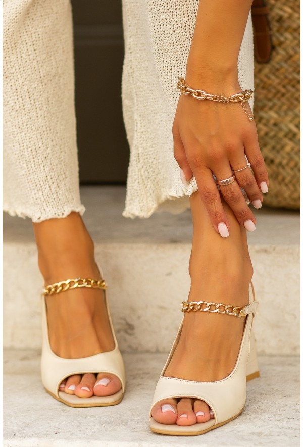 Lakierowane sandały na słupku Diya cappuccino