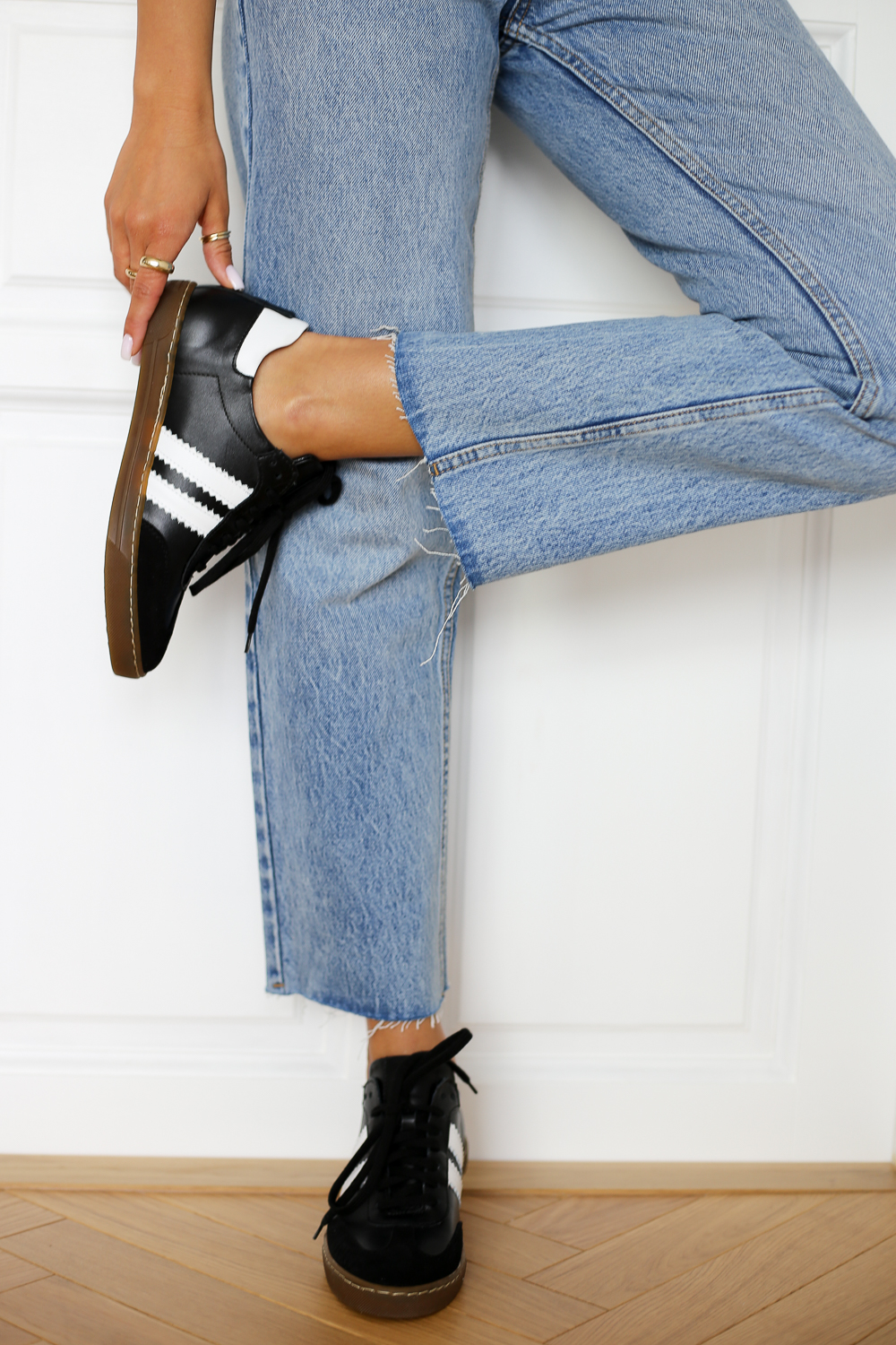 Biało różowe trampki Tesalia