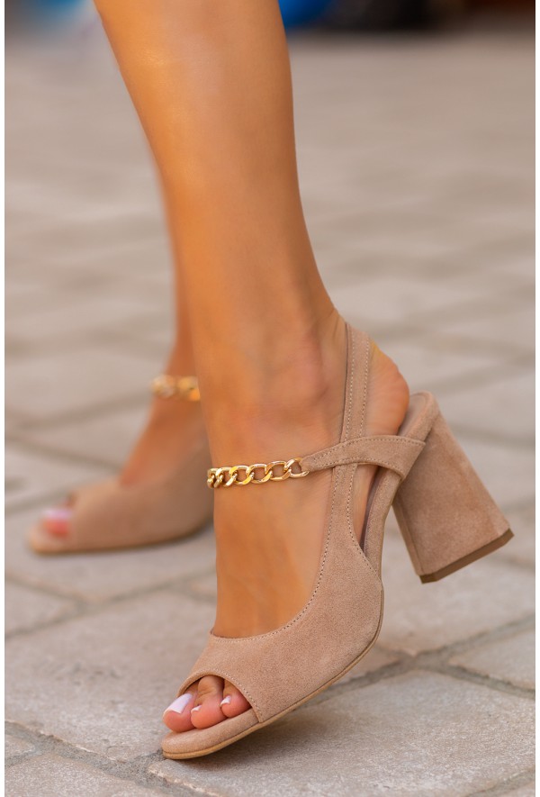 Lakierowane sandały na słupku Diya cappuccino