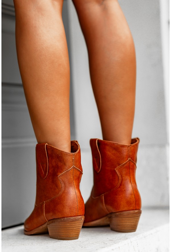 Brązowe kowbojki Elisabetta