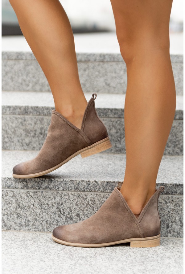 Czarne zamszowe botki Westley