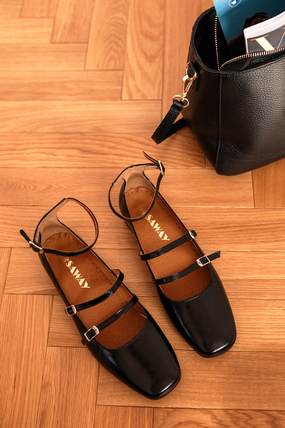 Czerwone lakierowane baleriny z paseczkami Arabella