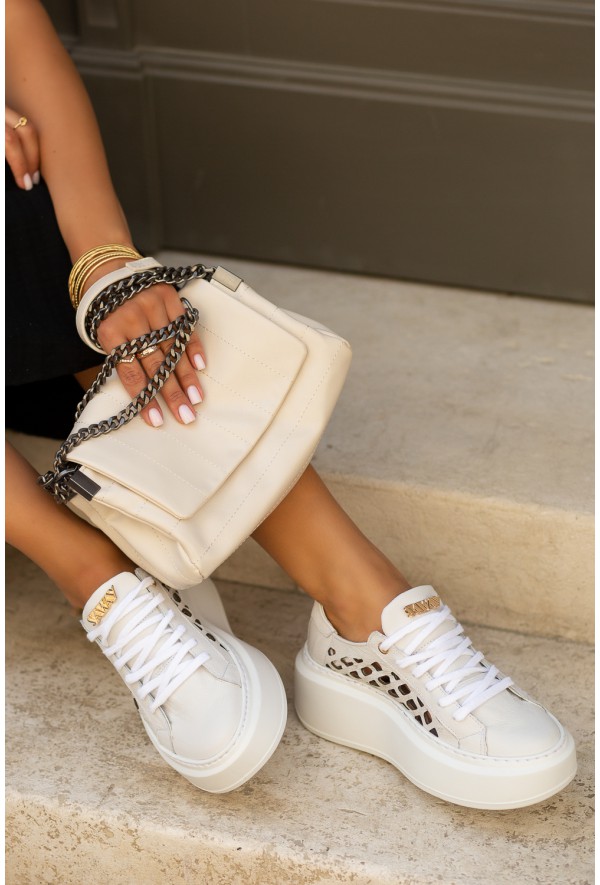 Białe ażurowe trampki Karmen
