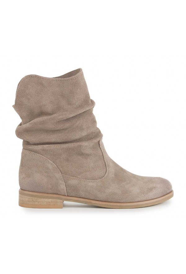 Zamszowe botki Giovana cappuccino
