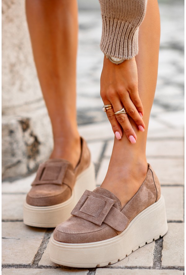 Czarne zamszowe mokasyny na platformie Tonic