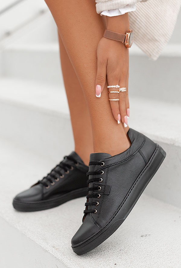 Czarne trampki Janet