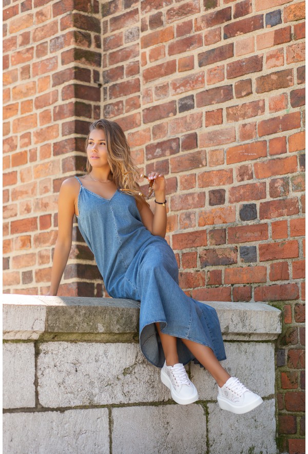 Białe ażurowe trampki Dema