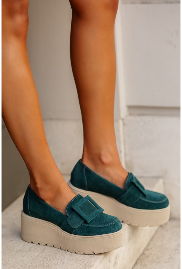 Czarne zamszowe mokasyny na platformie Tonic