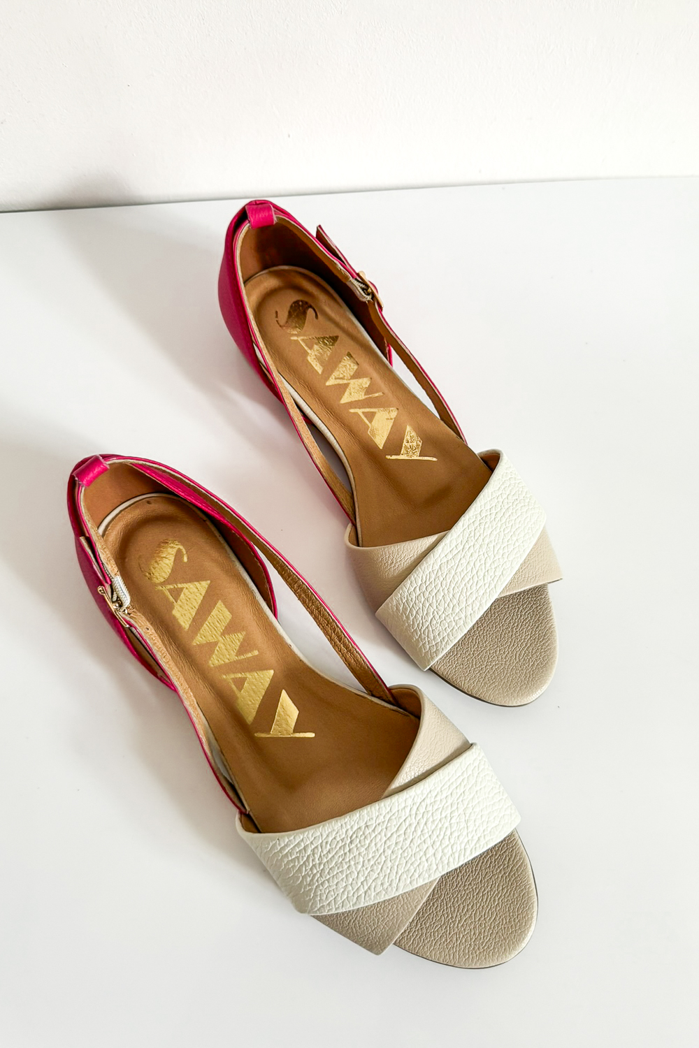 Biało-srebrne baleriny Łucja