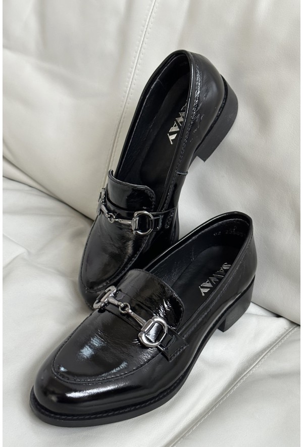 Brązowe loafersy Grind