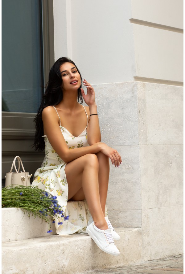 Białe trampki Julie