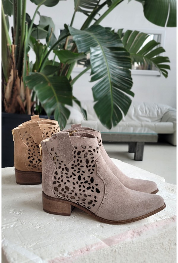 Beżowe ażurowe botki Geri