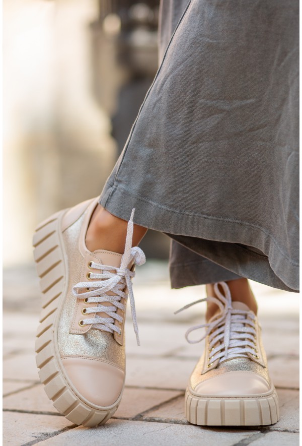 Beżowo złote trampki Sule