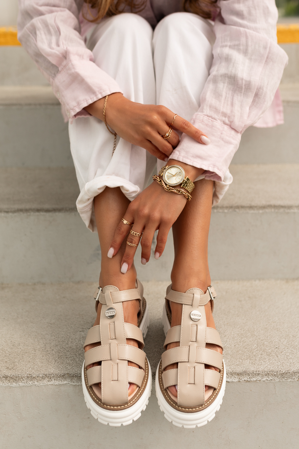 Beżowe sandały Posita