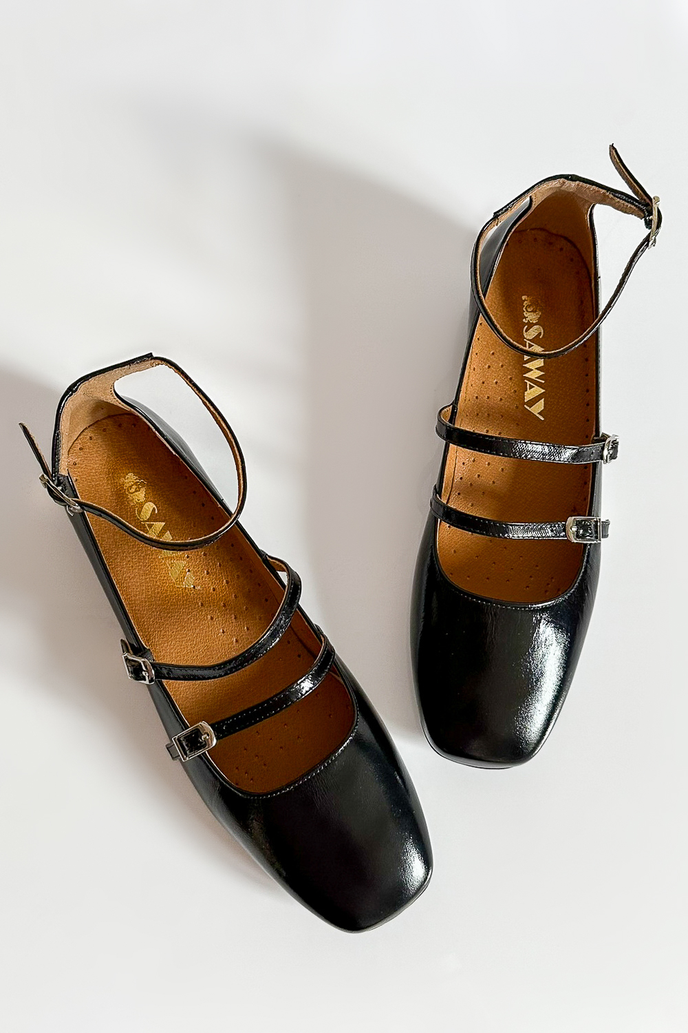 Czerwone lakierowane baleriny z paseczkami Arabella