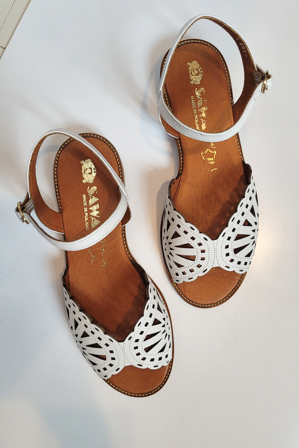 Złote ażurowe sandały Elisa