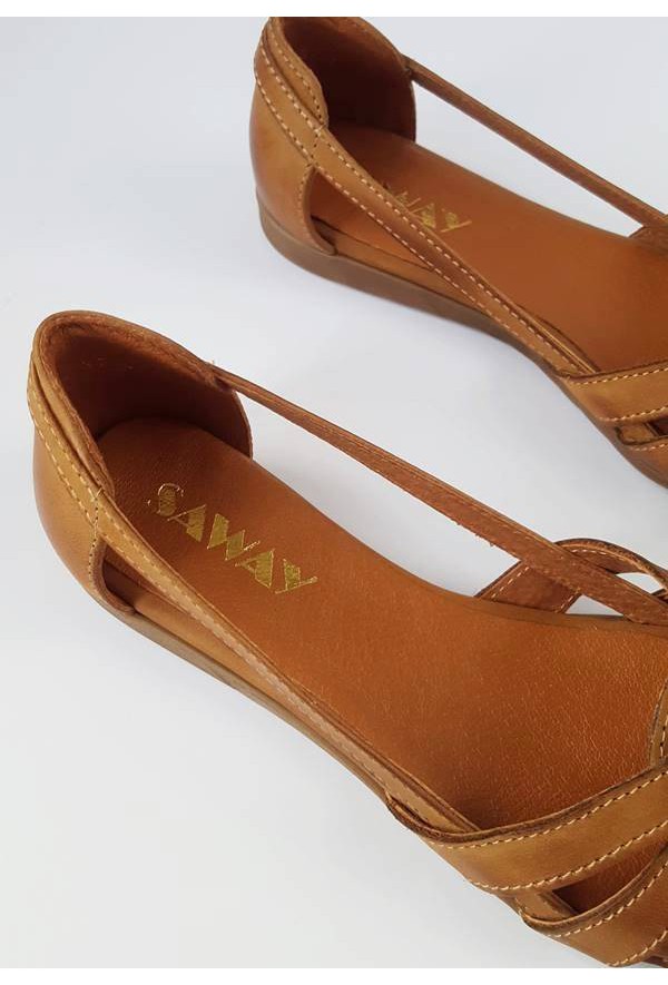 Brązowe ażurowe baleriny Nicole