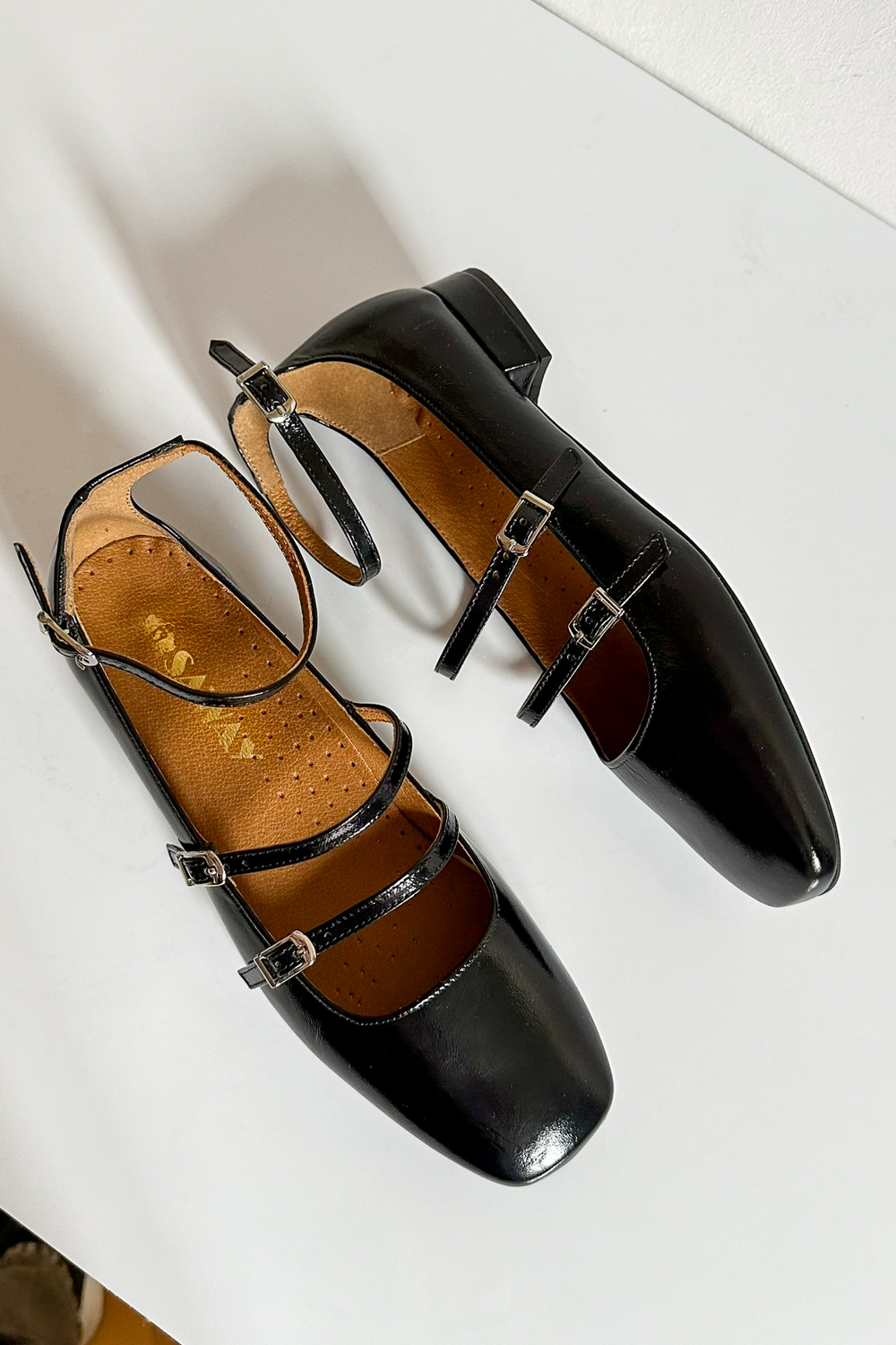 Czerwone lakierowane baleriny z paseczkami Arabella