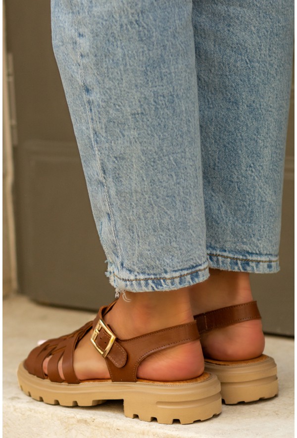 Komfortowe brązowe sandały Esta