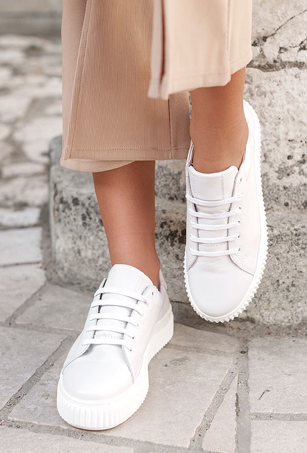 Beżowe trampki Giallo