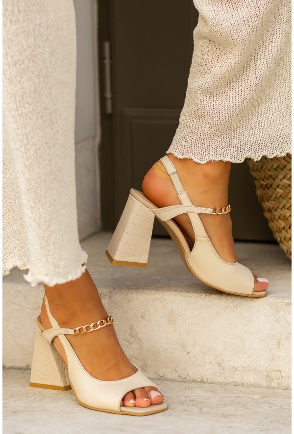 Lakierowane sandały na słupku Diya cappuccino
