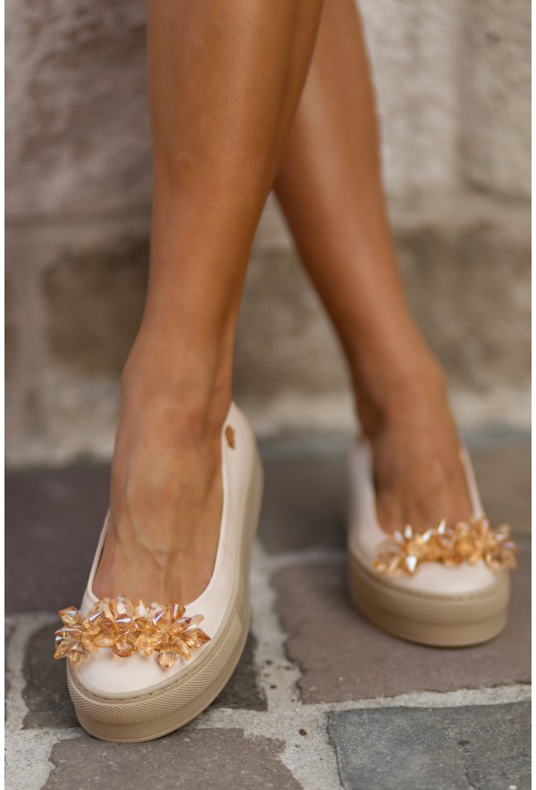 Czarne baleriny na platformie z ozdobą Vista