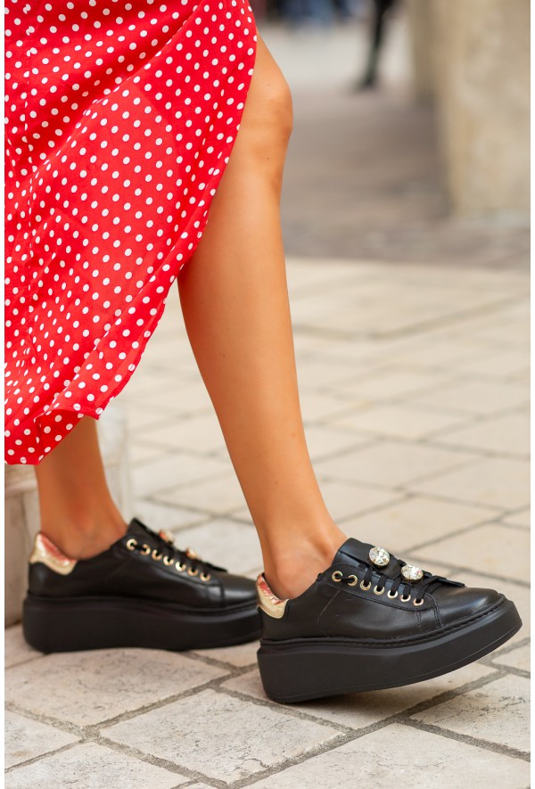 Czarne trampki na wyższej podeszwie Opima