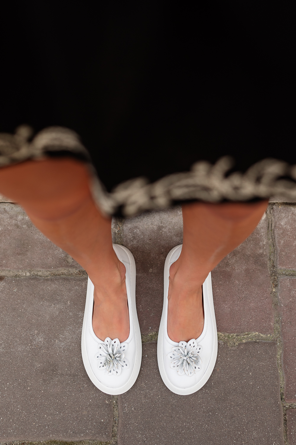 Białe baleriny Della