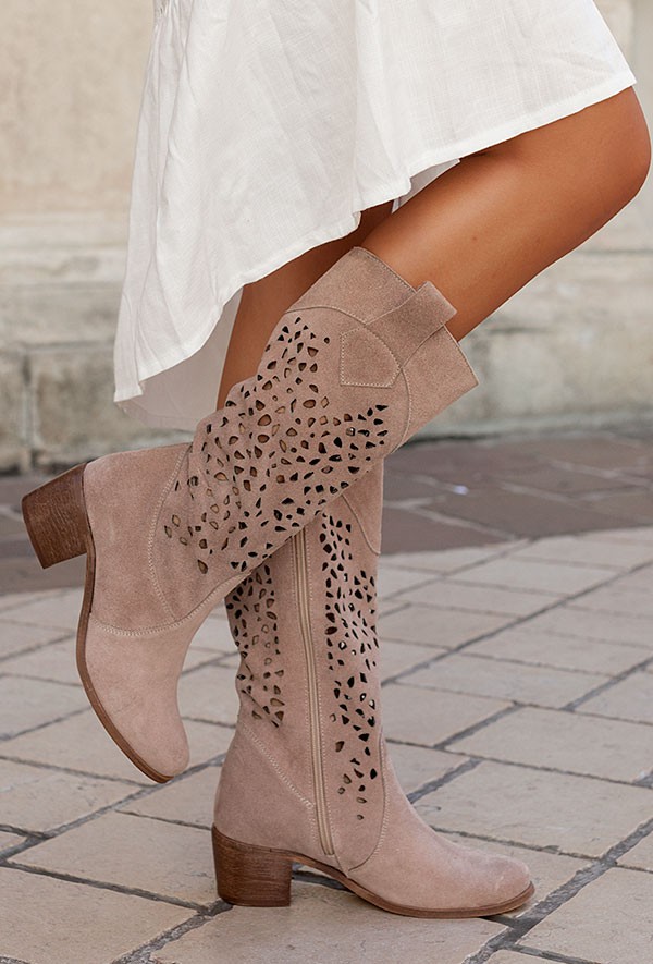 Ażurowe kozaki Jurma cappuccino