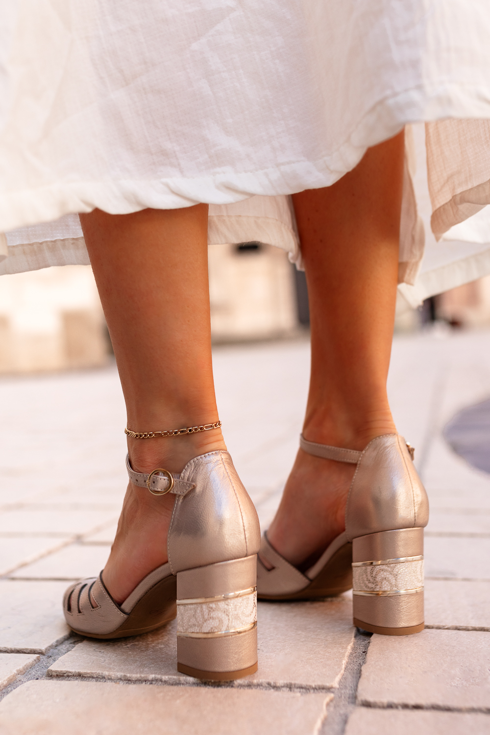 Sandały na słupku Fetiza pudrowy róż