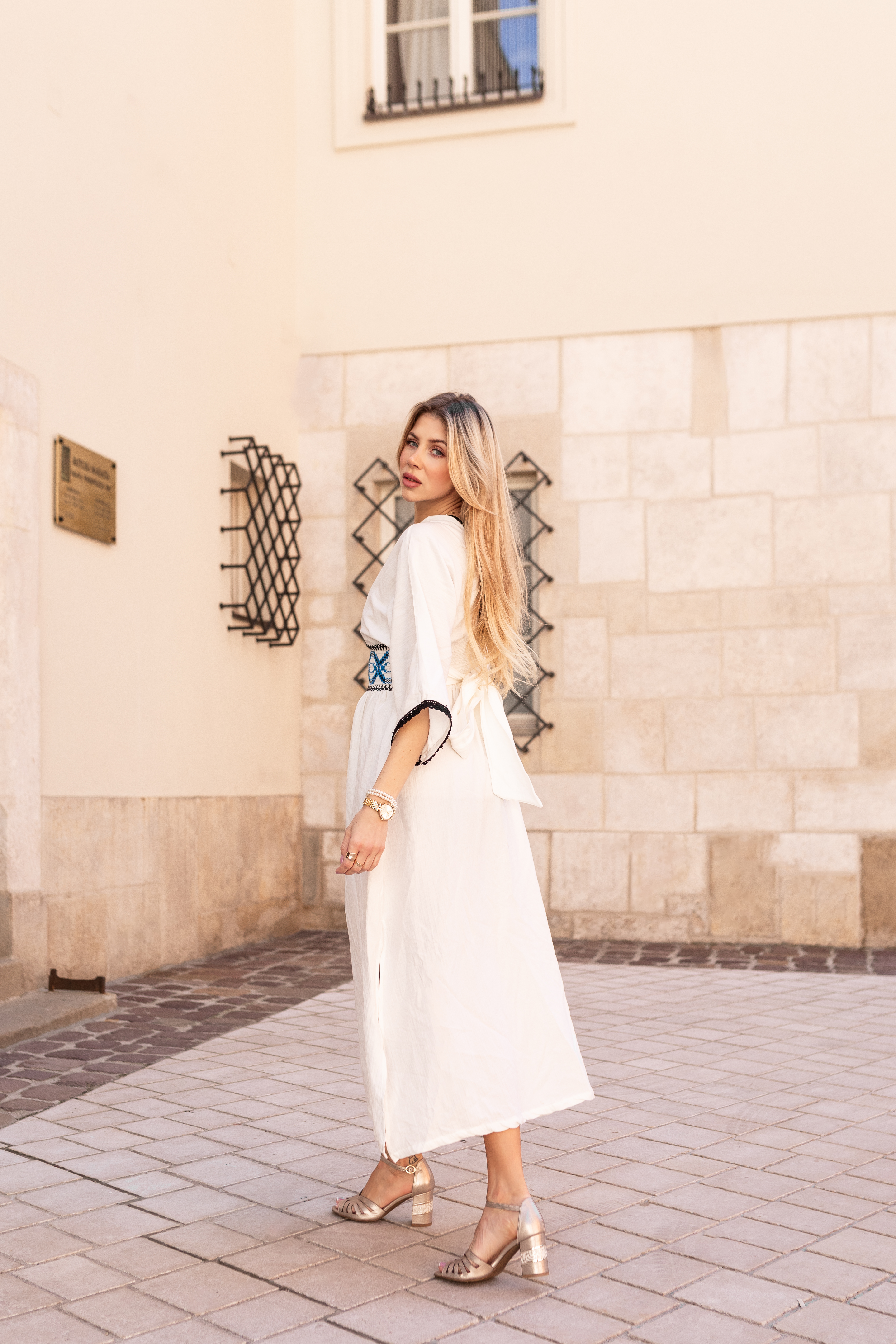 Sandały na słupku Fetiza pudrowy róż