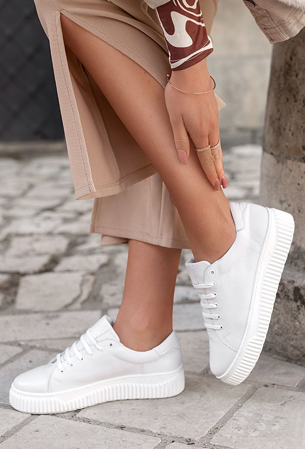 Beżowe trampki Giallo