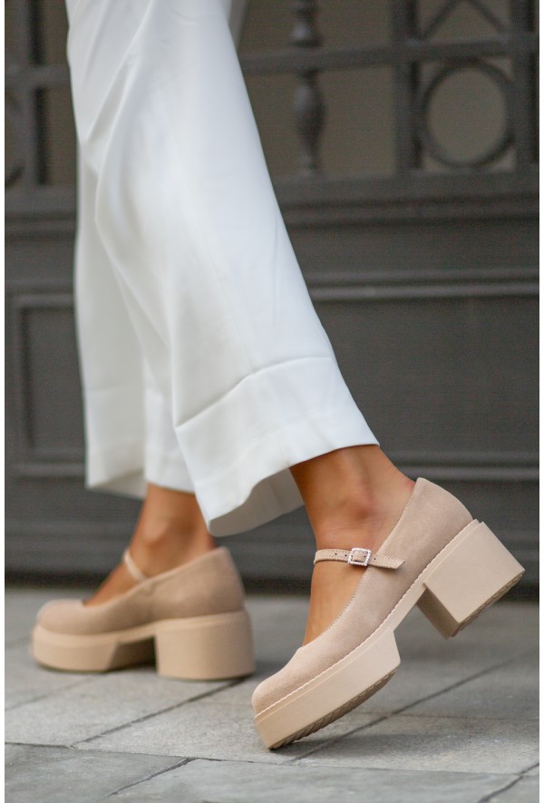 Lawendowe półbuty Latorre