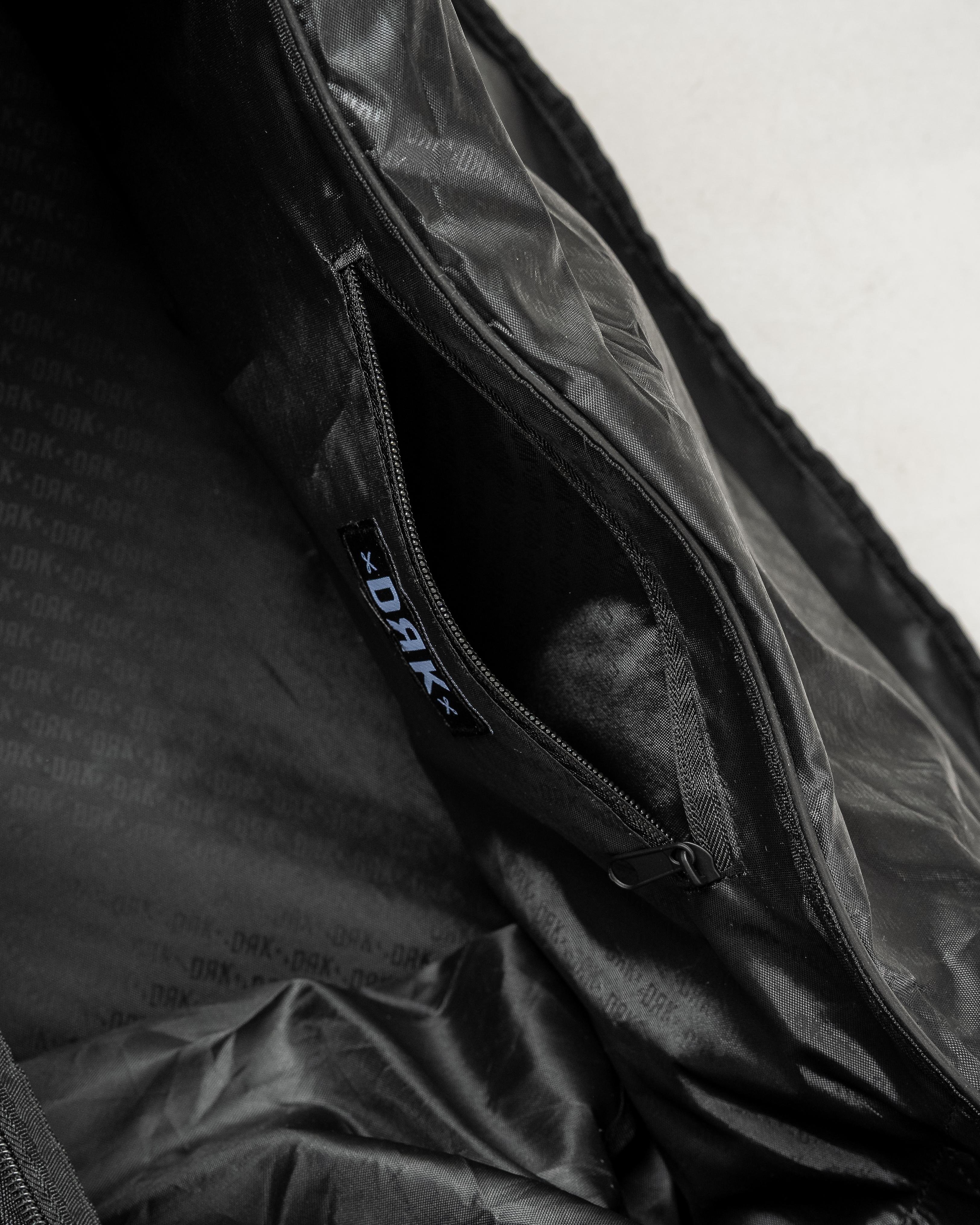 HUNGARY DUFFLE BAG MEDIUM