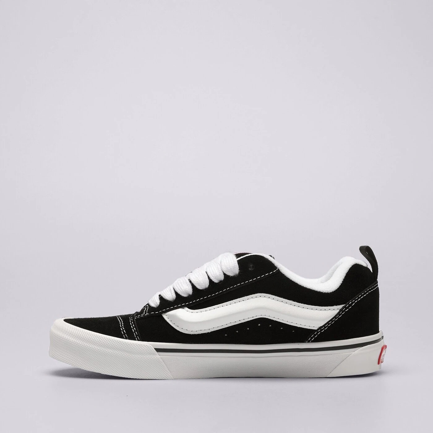 VANS KNU SKOOL