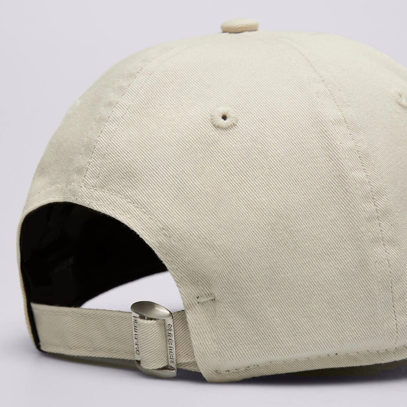 NEW ERA SAPKA WB WASHED 920 DAFFY DAFFY DUCK