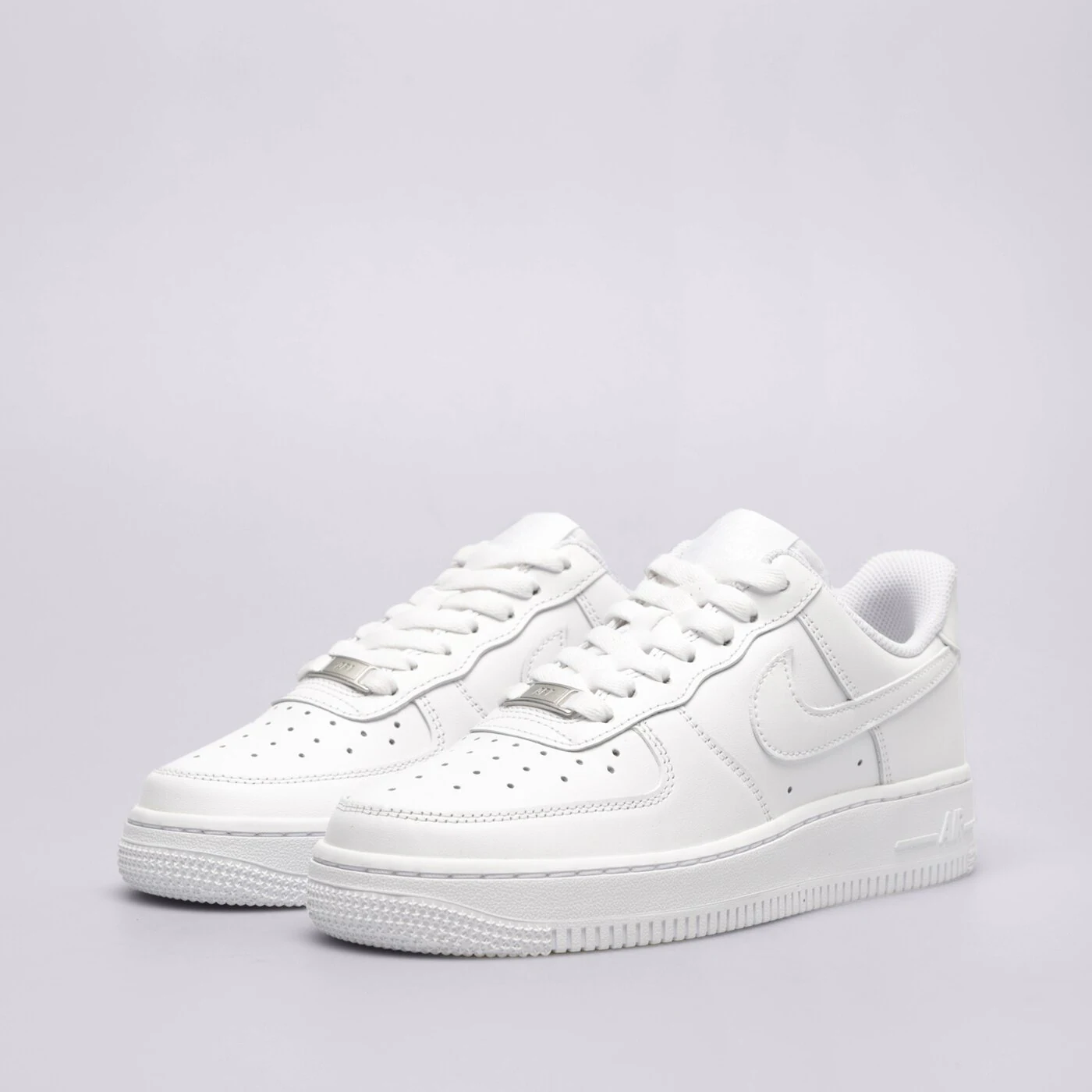 NIKE AIR FORCE 1 LOW