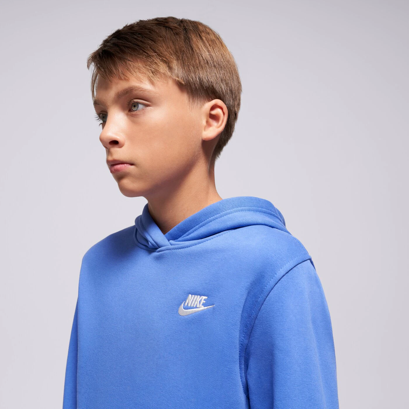 NIKE PULÓVER KAPUCNIS K NSW CLUB FLC HDY LBR BOY