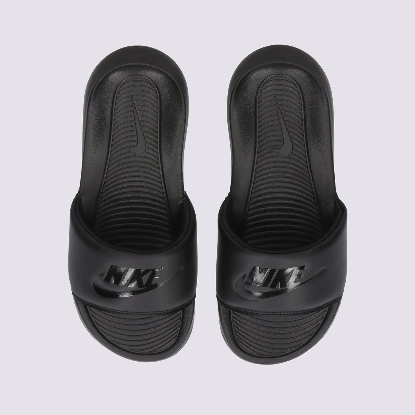 NIKE VICTORI ONE SLIDE