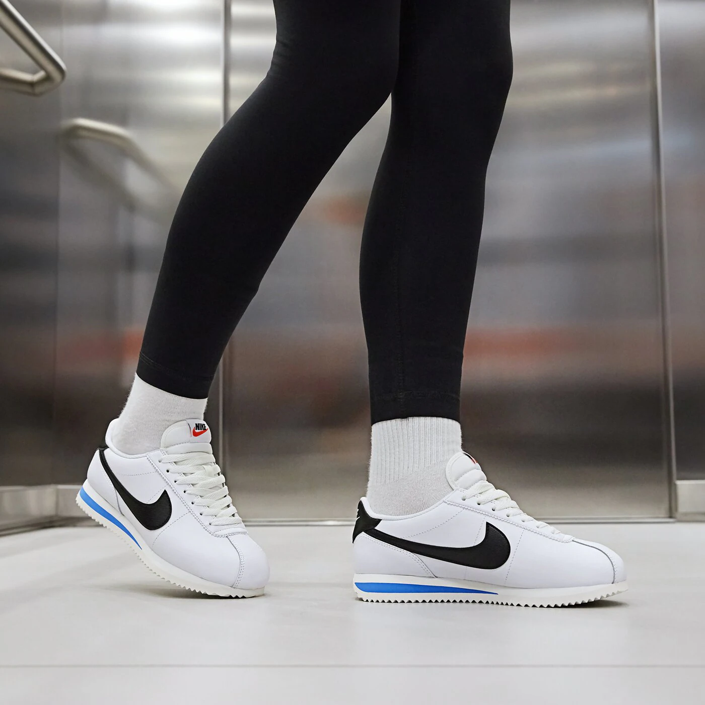 NIKE CORTEZ