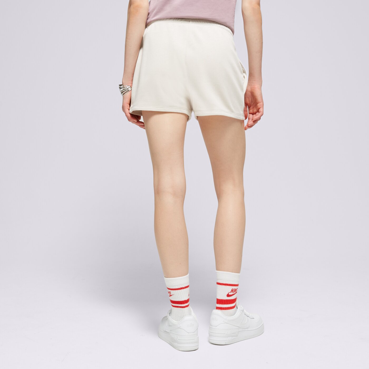 NIKE RÖVIDNADRÁG W NSW NK CHLL FT HR 2IN SHORT